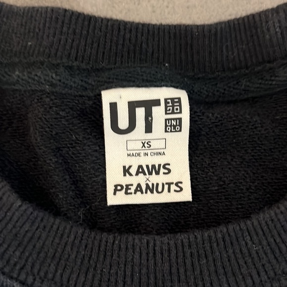 Uniqlo Kaws x Peanuts | Mens XS | Snoopy Skateboard Sweatshirt - Picture 3 of 6
